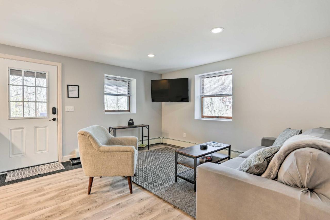 Charming Beacon Apt With Fire Pit Near Hiking! Buitenkant foto