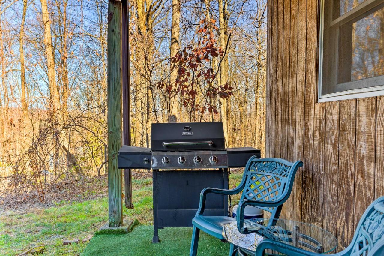 Charming Beacon Apt With Fire Pit Near Hiking! Buitenkant foto
